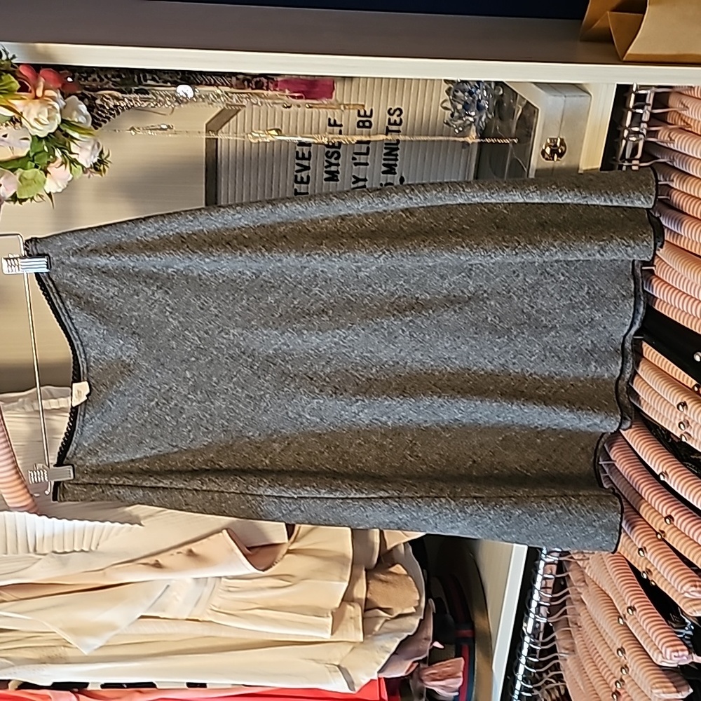 Midi gray a line skirt